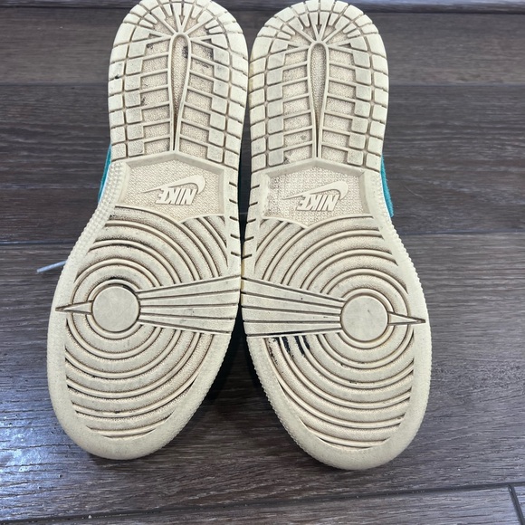 Youth Nike Air Jordan 1 mid Ice Cream Melt - Picture 10 of 10